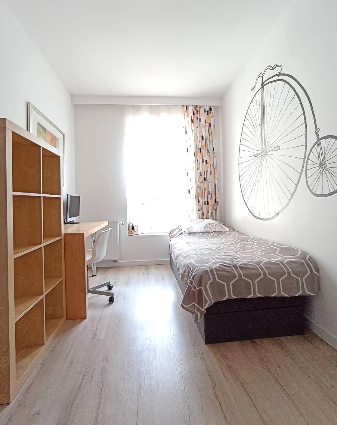 Nastrojowy 2 Pokojowy 6 Min Od Lotniska Apartament